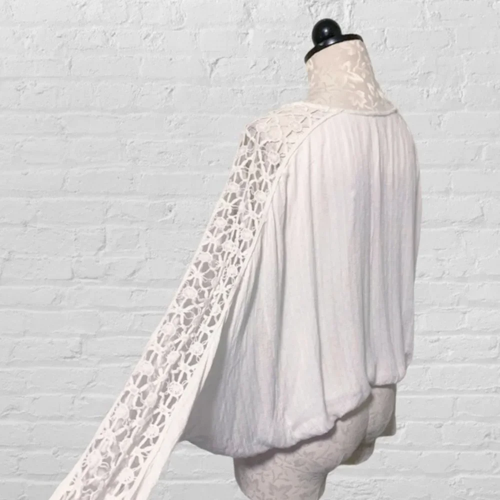 Free People inserts approximate smoke
